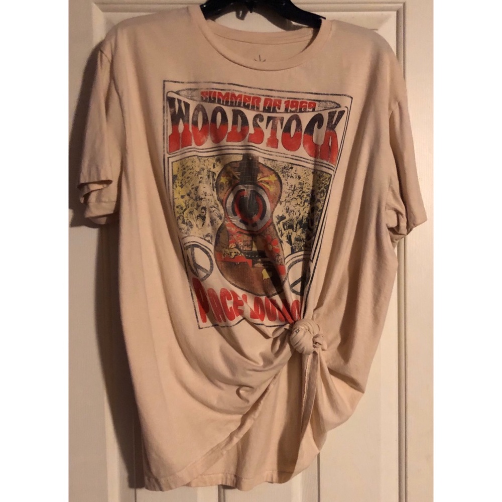 Earthbound Woodstock tee